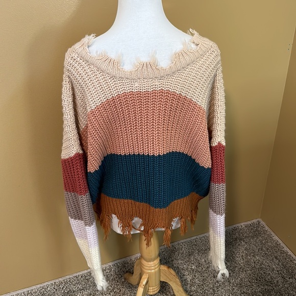 😊 Miracle Distressed Oversized Sweater - Picture 3 of 5